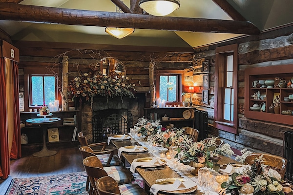 Indoor wedding