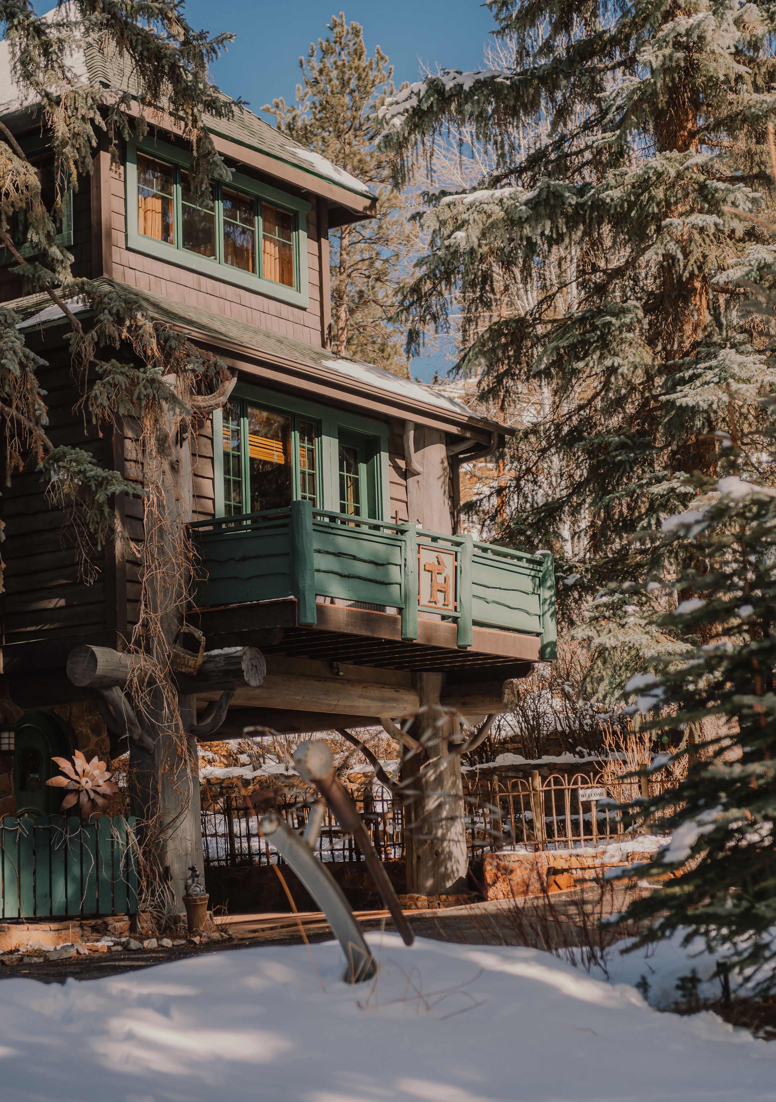Luxury Tree House, Ensuite (TreeHouse, Non Pet-Friendly) | Premium bedding, individually decorated, individually furnished, desk
