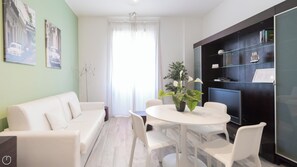 Apartment (1 Bedroom) | Interior - Italianway Apartments - Merlo 3 (Milan)