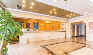 Lobby - CY Journalists' Home Hotel（Dongzhimen Hospital Dongsishitiao Subway Station Branch） (Beijing)