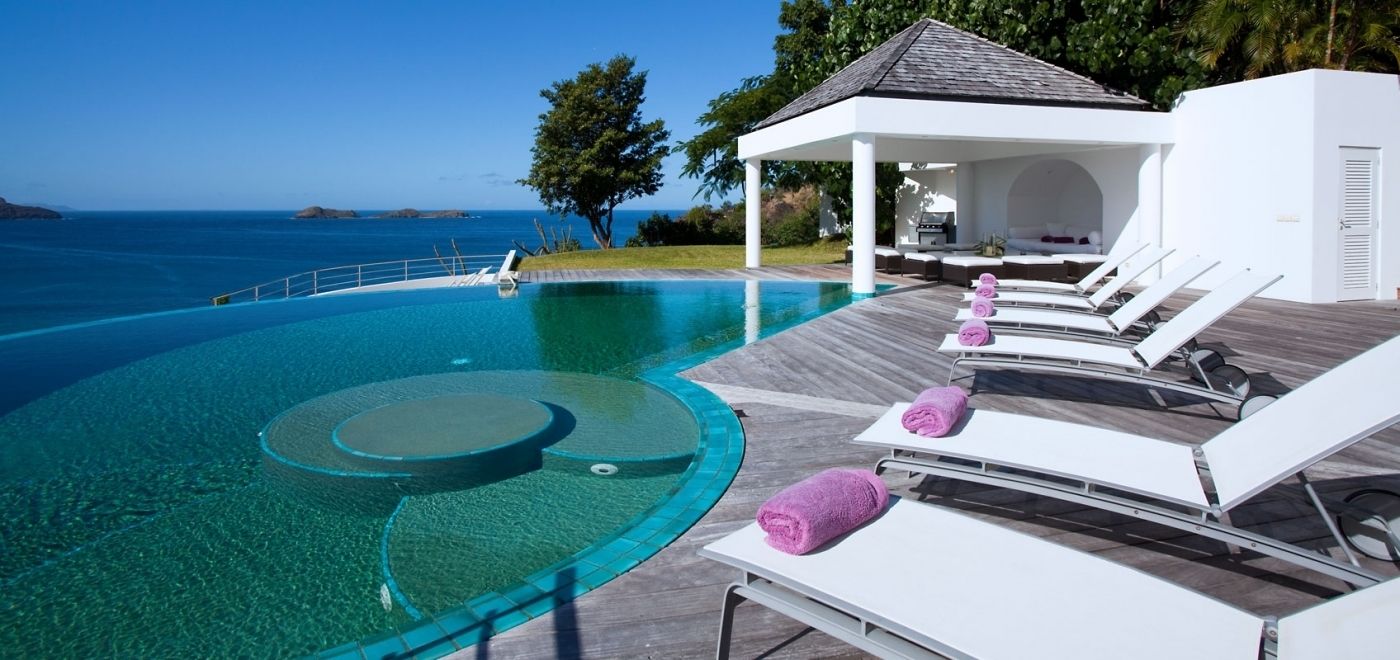 สระว่ายน้ำ