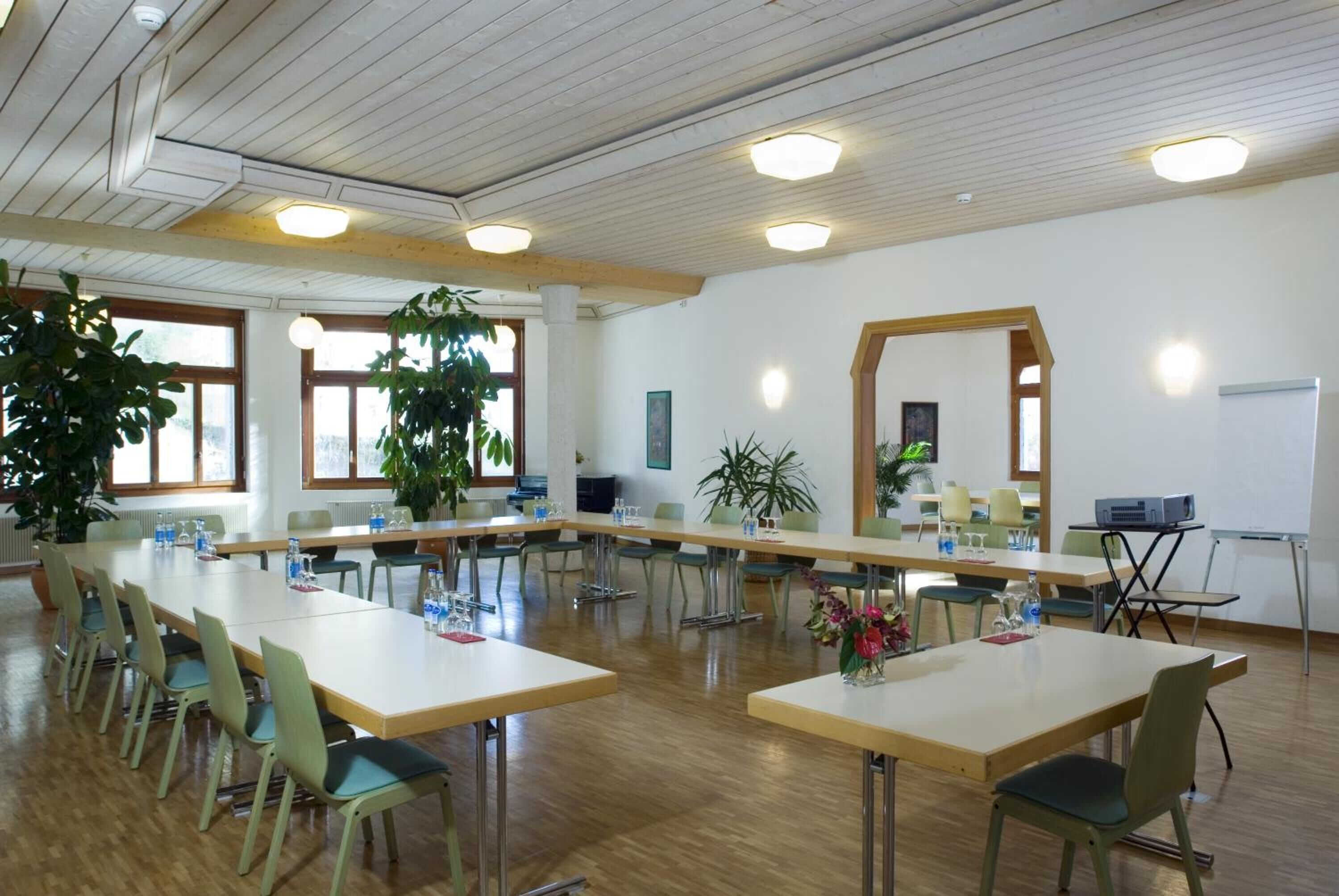 Meeting facility