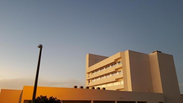 A multi-story building with a flat roof and a series of windows on each floor. - Maita Palace Hotel (Passo Fundo)