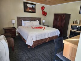 Individually decorated, individually furnished, desk, laptop workspace