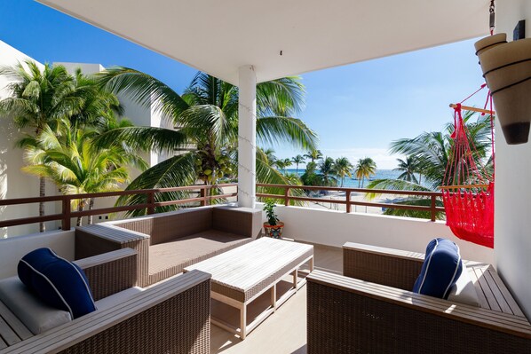 Condo Confort, 2 habitaciones, Terraza, frente al mar | Balcón