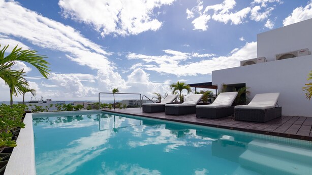 Piscine sur le toit
