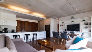 Appart'hôtel, 2 chambres | Coin séjour