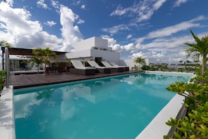 Rooftop pool