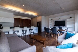 Condo, 2 Bedrooms | Living area | Flat-screen TV, Netflix
