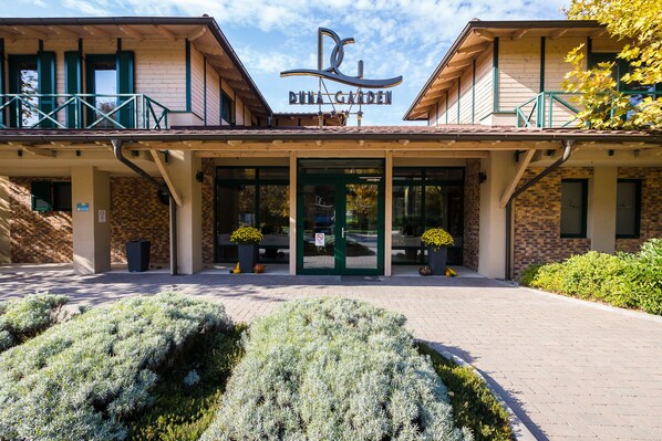 Entrada al alojamiento