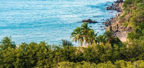 Beach nearby - Villa Happy Bay (Grand Case)