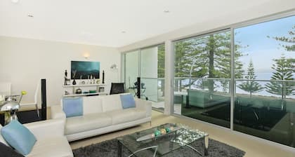 26 The Breeze : Sea Views Right in the Heart of Vi