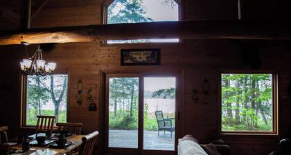 Private paddling, Deck, Dock, Fishing,fire pit, wood Fire place! Kayaks & boats!