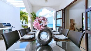 Unclassified image, 4 of 26, button - Villa Mumbai (Lowlands)