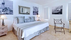 Unclassified image, 3 of 26, button - Villa Mumbai (Lowlands)