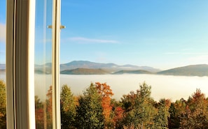 Interior - Luxurious Slope side Ski-in Ski-out Locke Mountain Townhouse Sunday River (Bethel)