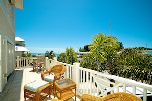 Terrace/patio - Mainsail Beach Inn 3 Bedroom Townhouse (Holmes Beach)