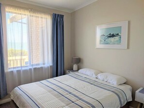 3 bedrooms, iron/ironing board - Boomer - 4 Railway Tce, Port Elliot (Port Elliot)