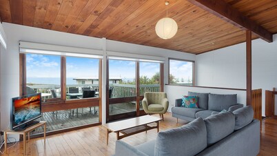 17 Dulling Street - Beach House