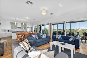 TV - 35 Blanche Parade, Hindmarsh Island (Hindmarsh Island)