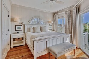 2 bedrooms, iron/ironing board, internet, bed sheets