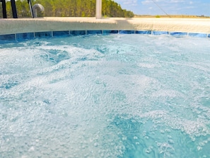 Bañera de hidromasaje exterior