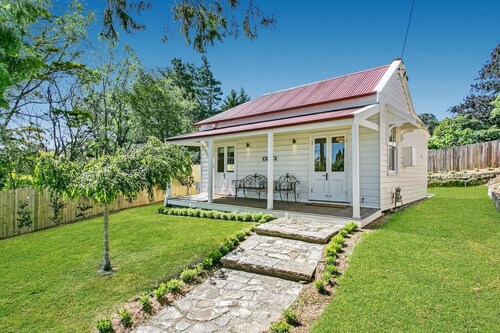 Gowan Brae Cottage - NEW!