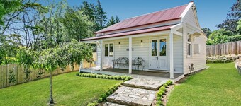 Gowan Brae Cottage - NEW!