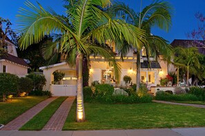 Landscape lighting
