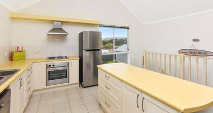 Point Break - 7 Mindacowie Tce, Middleton