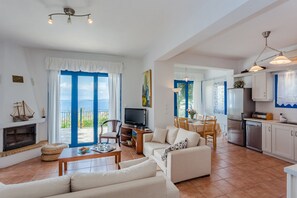 Smart-TV, Kamin, Videospielkonsole, DVD-Player