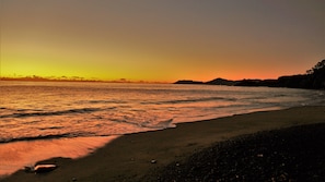 ชายหาด