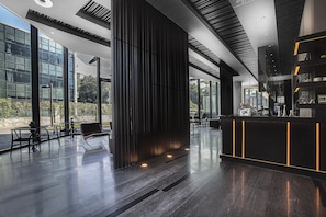 Breakfast, lunch and dinner served - Shenzhen O Hotel (Shenzhen)