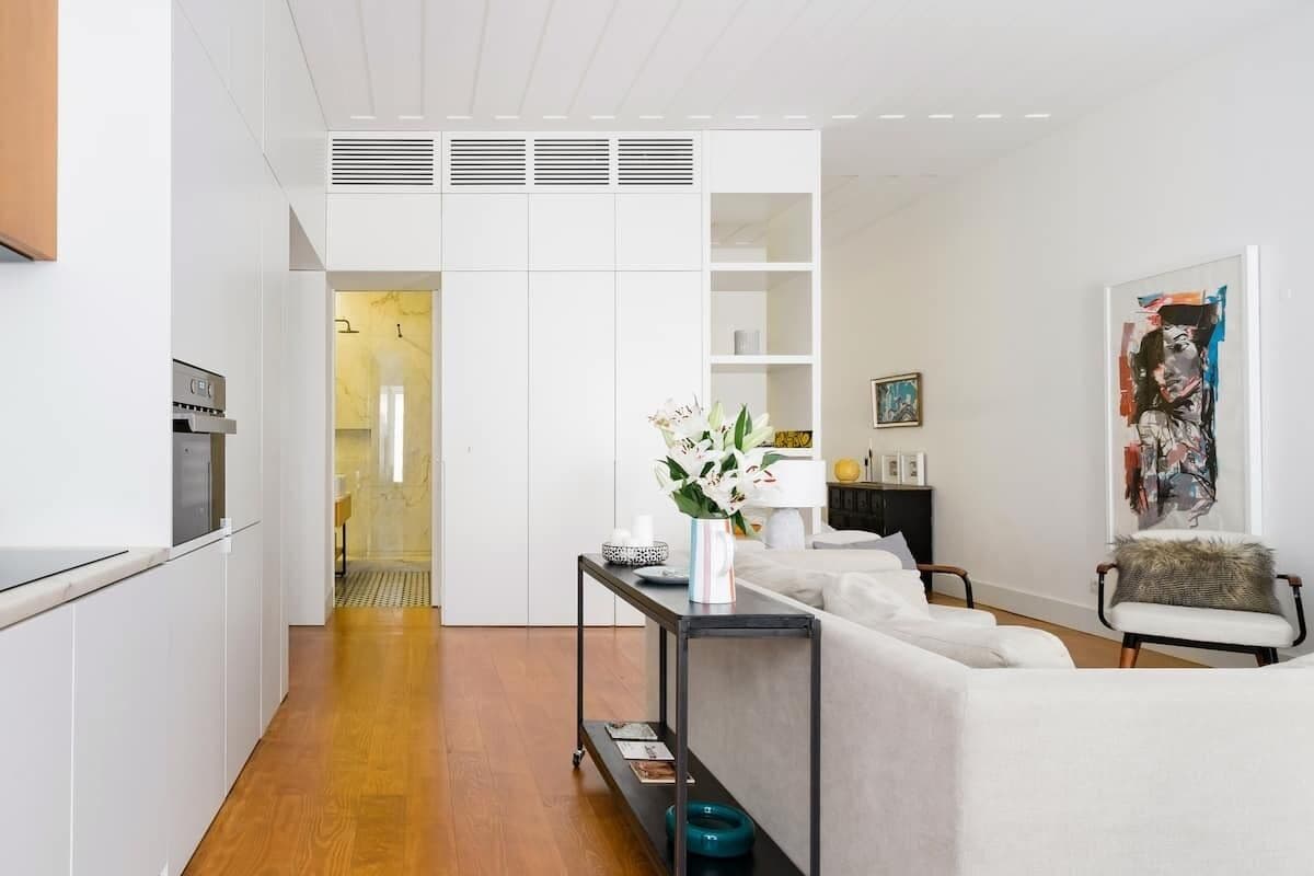 المنشأة من الداخل