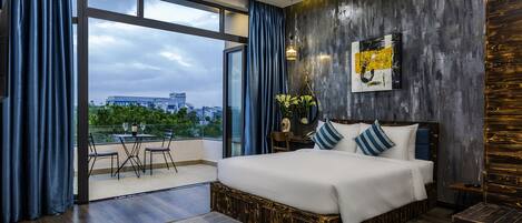 In-room safe, desk, free WiFi, bed sheets