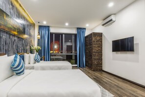 Deluxe Twin Studio, Free Drop-off | In-room safe, desk, free WiFi, bed sheets - Caprice Hotel Danang (Da Nang)