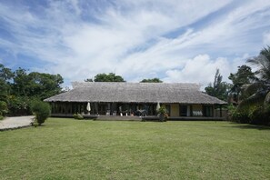 Front of property - Vanuatu Uncharted Sport Fishing Lounge (Mele)