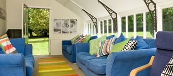 Amazing New Forest location - Sleeps up to 14 people