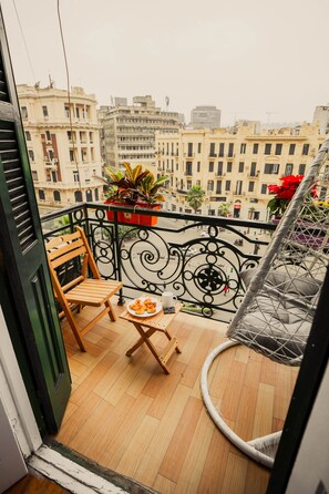 Chambre Double, vue ville | Terrasse/Patio