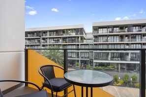 Apartment, 1 Queen-Bett und Schlafsofa, barrierefrei | Balkon