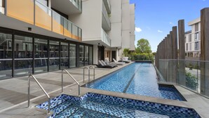 Kolam renang outdoor