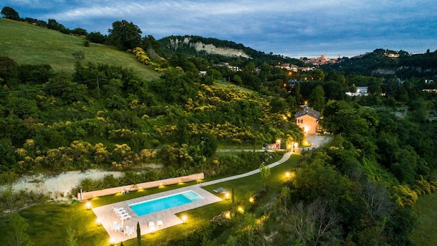 Exterior - Beautiful apartment in villa for 5 people with pool, WIFI, TV and panoramic view, close to Urbino (Urbino)