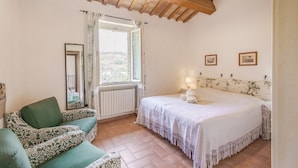 Room - Beautiful apartment in villa for 5 people with pool, WIFI, TV and panoramic view, close to Urbino (Urbino)