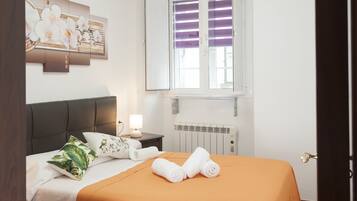 2 bedrooms, iron/ironing board, travel crib, free WiFi