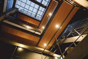 Staircase - So Kyoto Fushimi Inari (Kyoto)