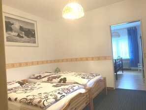 2 bedrooms, iron/ironing board, travel cot, WiFi