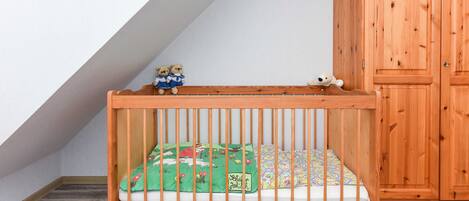 2 soverom, reiseseng for barn, wi-fi og sengetøy