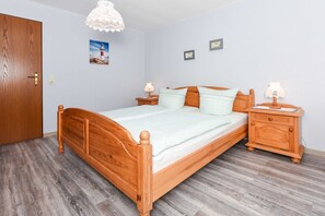 2 chambres, lit de bébé portatif, Wi-Fi, literie fournie