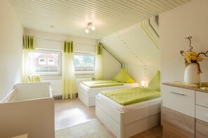 2 bedrooms, in-room safe, travel cot, WiFi