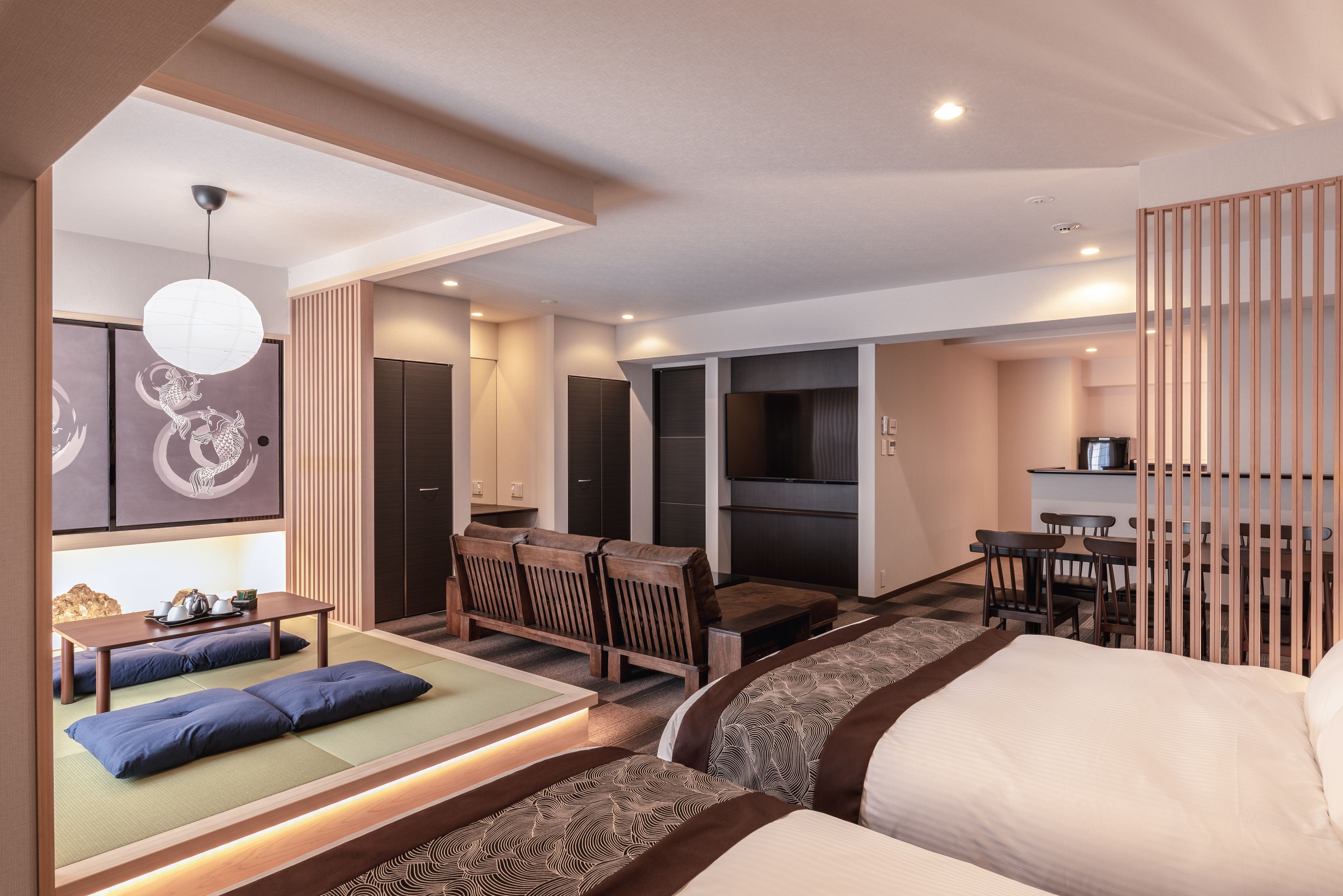 Suite | In-room safe, free WiFi